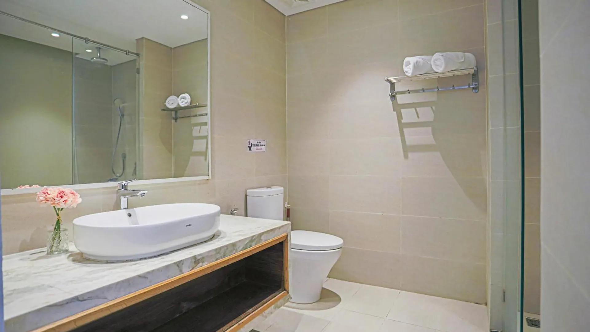 Gold Coast Suites - Lotte Mall & 5-Min-Walk-To-Beach Nha Trang Vietnam